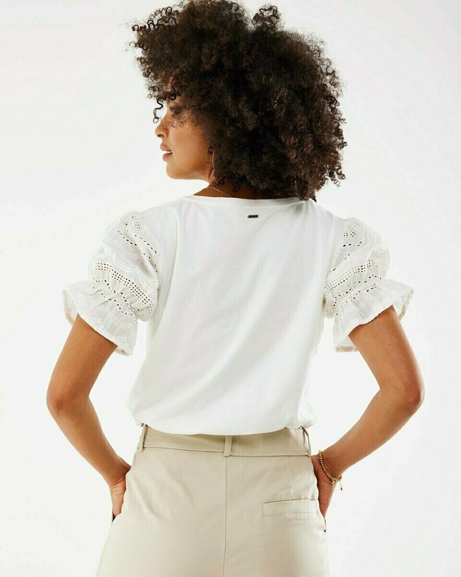 Mexx Broidery sleeve tee Off white Białe | TUGSC9174