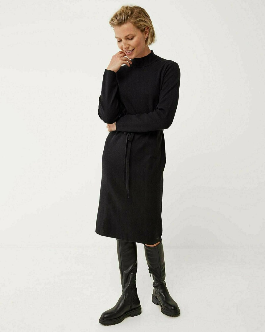 Mexx Mock neck knitted dress Black Czarne | JSTNK5312